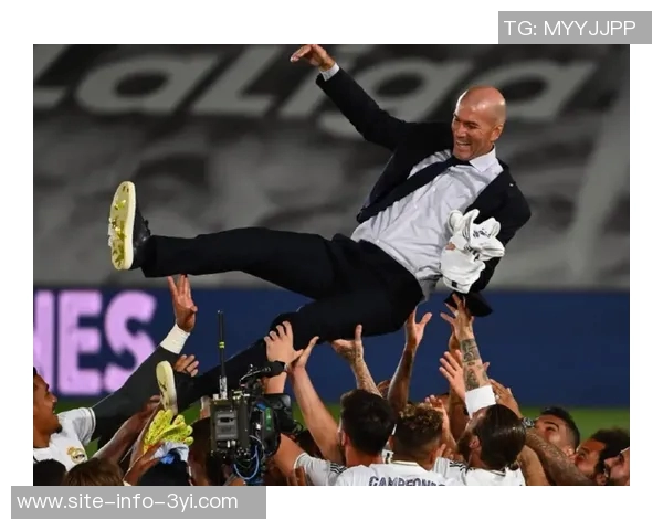 齐达内谈里皮影响:心态转变是尤文复兴的关键所在 齐达内谈里皮影响:心态转变是尤文复兴的关键所在